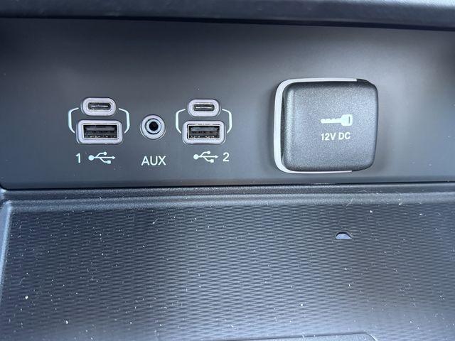 new 2025 Jeep Grand Cherokee car, priced at $40,815