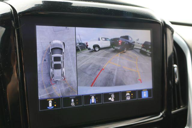 used 2023 Chevrolet Traverse car, priced at $32,097