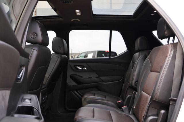 used 2023 Chevrolet Traverse car, priced at $32,097