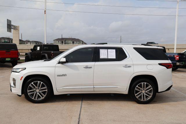 used 2023 Chevrolet Traverse car, priced at $32,097