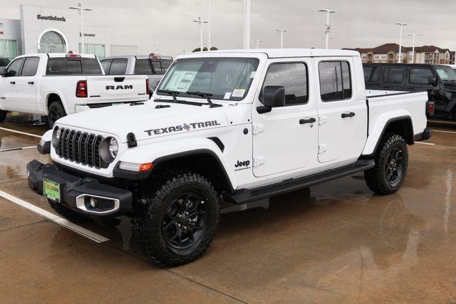 new 2026 Jeep Gladiator car, priced at $45,005