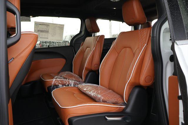 new 2026 Chrysler Pacifica car, priced at $48,674