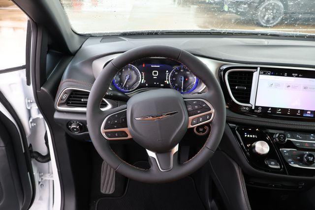 new 2026 Chrysler Pacifica car, priced at $48,674