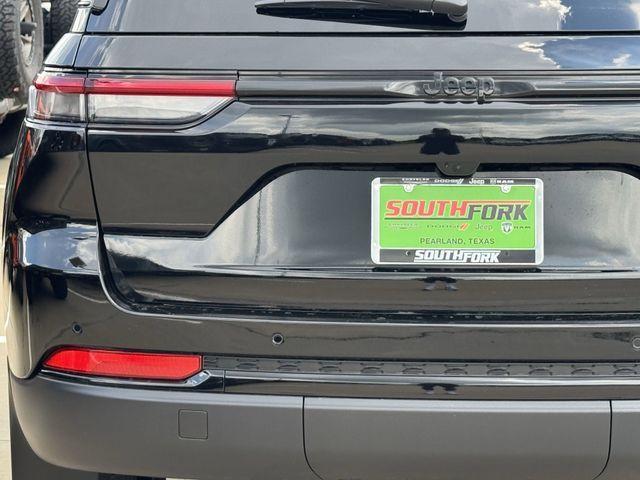 new 2025 Jeep Grand Cherokee car, priced at $42,585