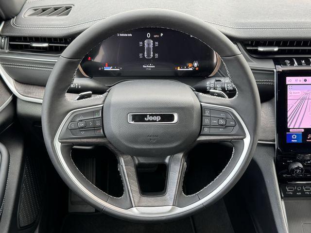 new 2025 Jeep Grand Cherokee car, priced at $42,585