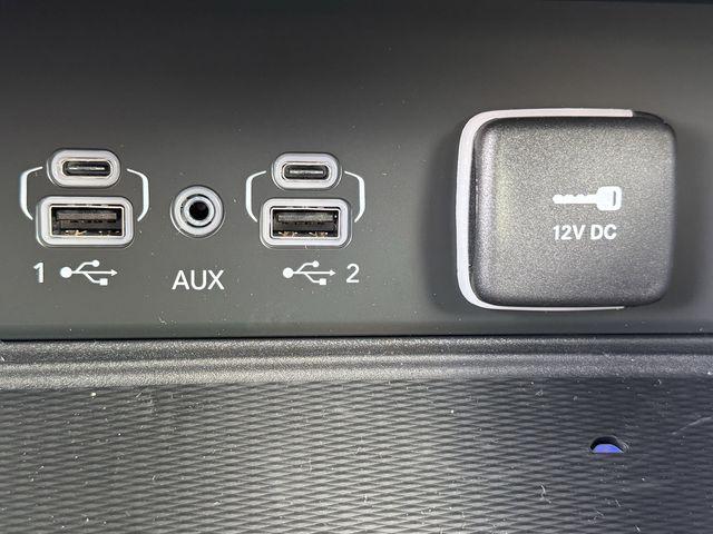 new 2025 Jeep Grand Cherokee car, priced at $42,585