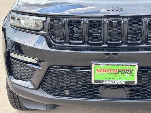 new 2025 Jeep Grand Cherokee car, priced at $42,585