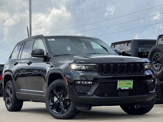 new 2025 Jeep Grand Cherokee car, priced at $42,585