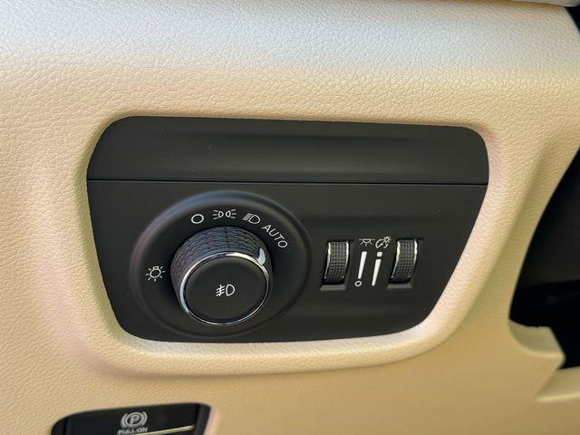 new 2025 Jeep Grand Cherokee L car, priced at $47,165