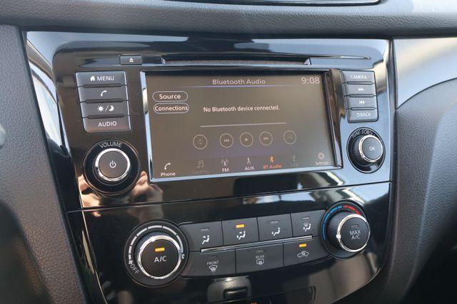 used 2020 Nissan Rogue Sport car, priced at $13,299