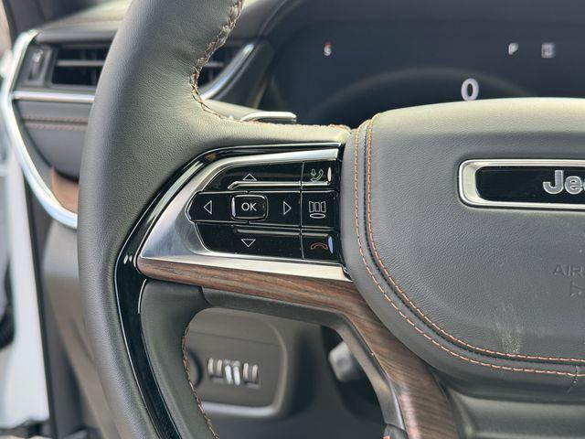 new 2025 Jeep Grand Cherokee car, priced at $54,255