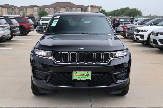 new 2026 Jeep Grand Cherokee car, priced at $32,835