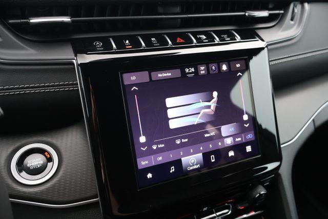 new 2026 Jeep Grand Cherokee car, priced at $32,835
