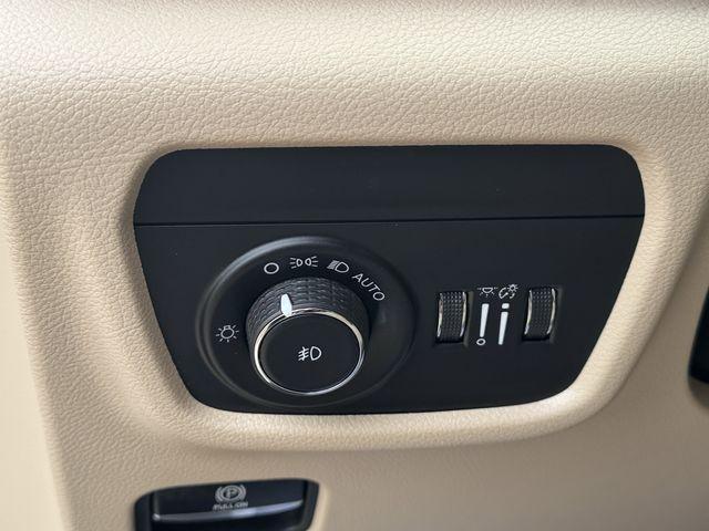 used 2021 Jeep Grand Cherokee L car, priced at $21,597