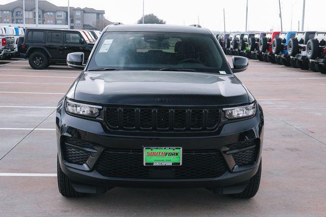 new 2025 Jeep Grand Cherokee car, priced at $37,480