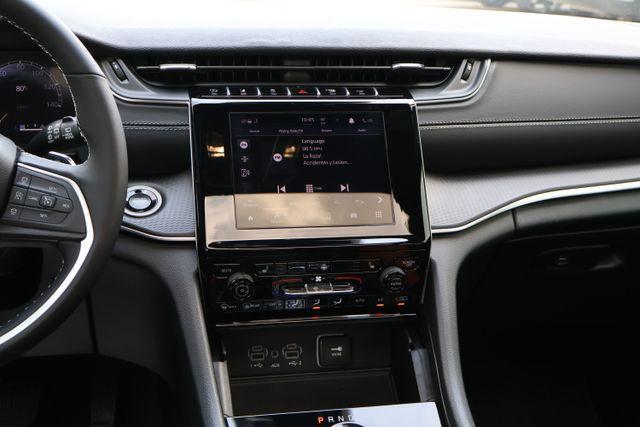 new 2025 Jeep Grand Cherokee car, priced at $37,691