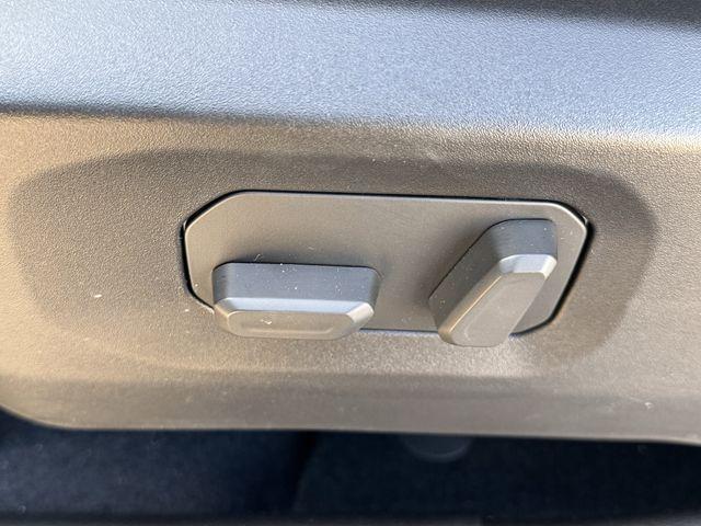 new 2026 Jeep Gladiator car, priced at $52,925