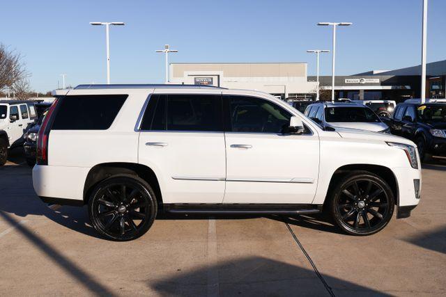 used 2020 Cadillac Escalade car, priced at $32,897