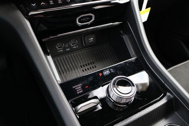 new 2026 Jeep Grand Cherokee car, priced at $39,775