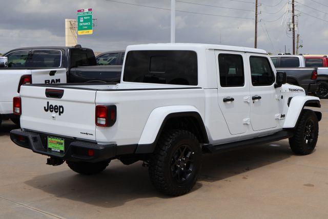 new 2026 Jeep Gladiator car, priced at $44,954