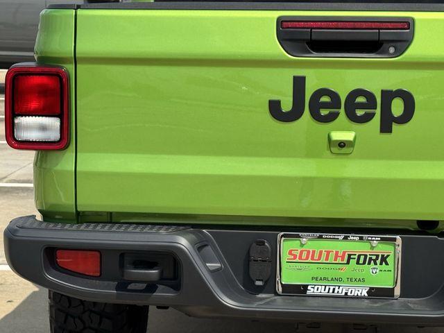 new 2025 Jeep Gladiator car, priced at $37,990