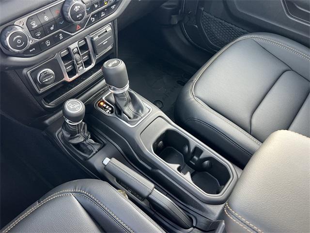 new 2025 Jeep Wrangler car, priced at $46,265