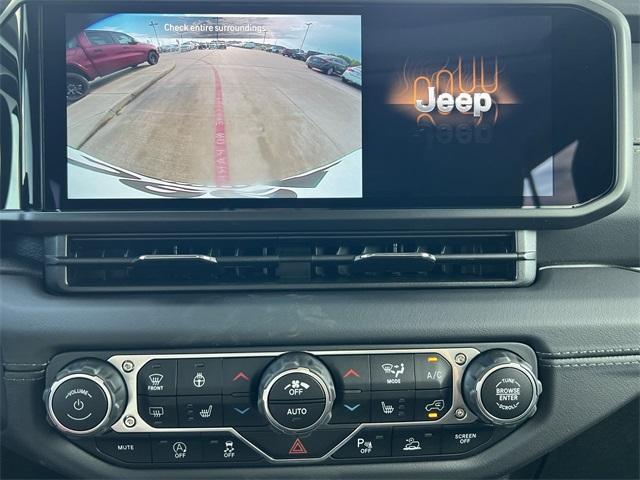 new 2025 Jeep Wrangler car, priced at $46,265