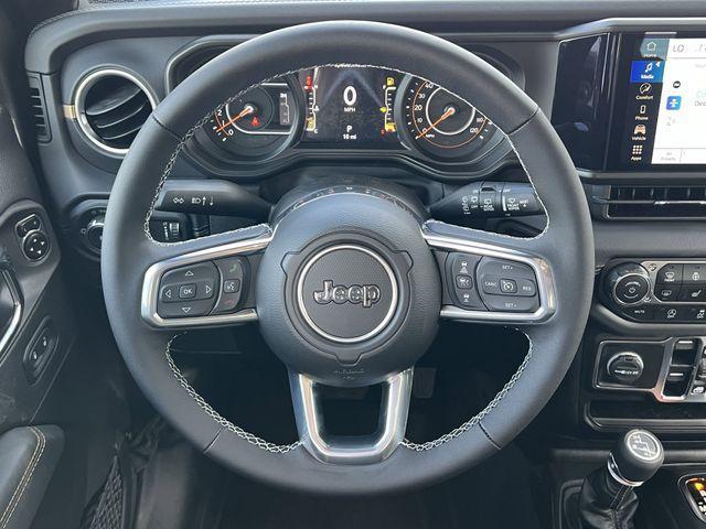 new 2025 Jeep Wrangler car, priced at $47,265
