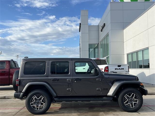 new 2025 Jeep Wrangler car, priced at $46,265