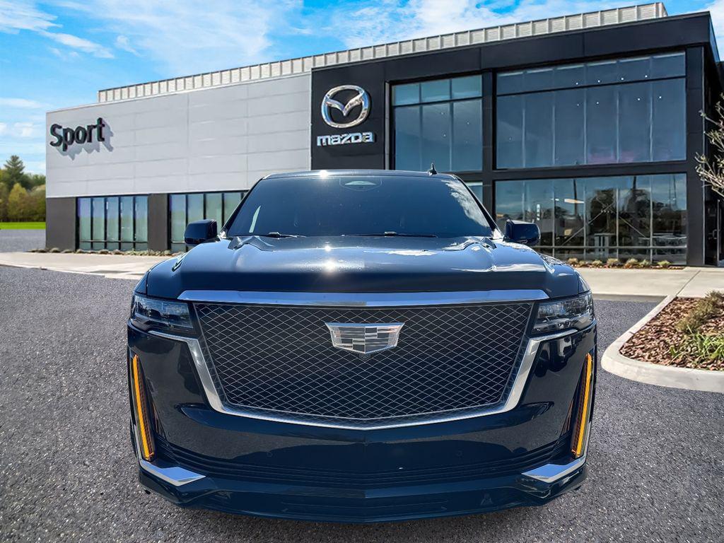 used 2022 Cadillac Escalade ESV car, priced at $62,824