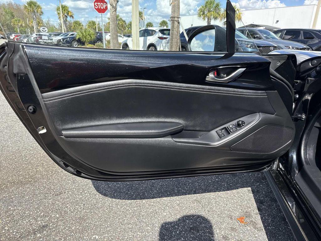 used 2025 Mazda MX-5 Miata RF car, priced at $33,488