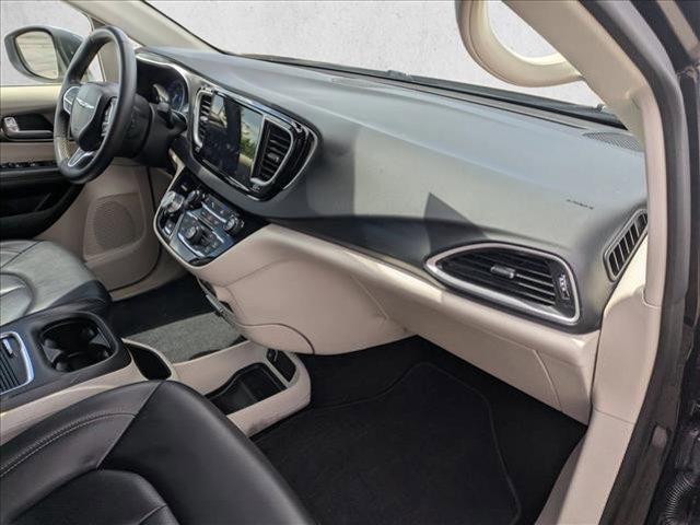 used 2023 Chrysler Pacifica car, priced at $23,305