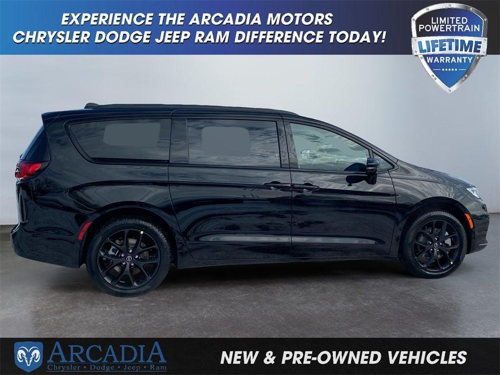 new 2026 Chrysler Pacifica car, priced at $46,500