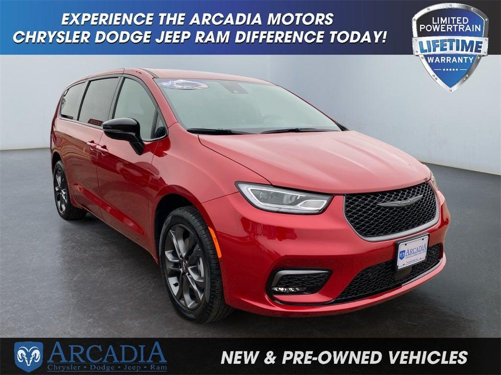 new 2026 Chrysler Pacifica car, priced at $47,500