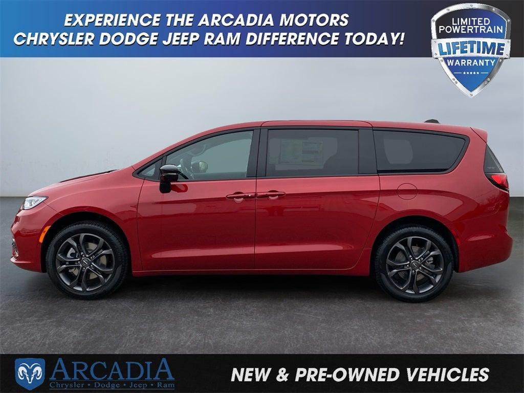 new 2026 Chrysler Pacifica car, priced at $47,500