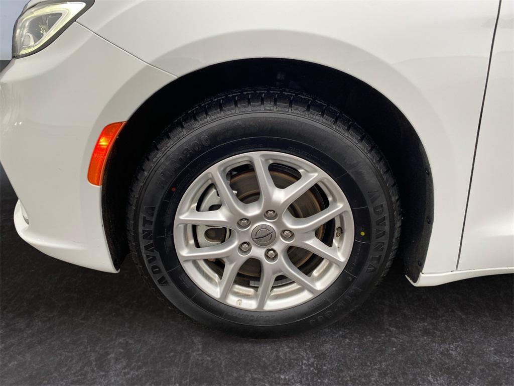 used 2023 Chrysler Pacifica car, priced at $24,500