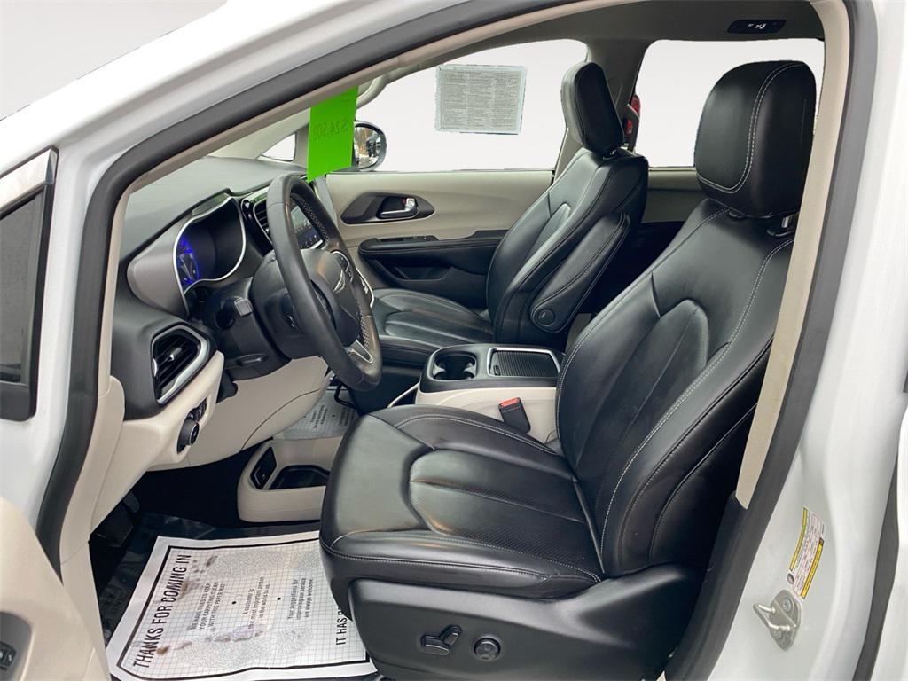 used 2023 Chrysler Pacifica car, priced at $24,500