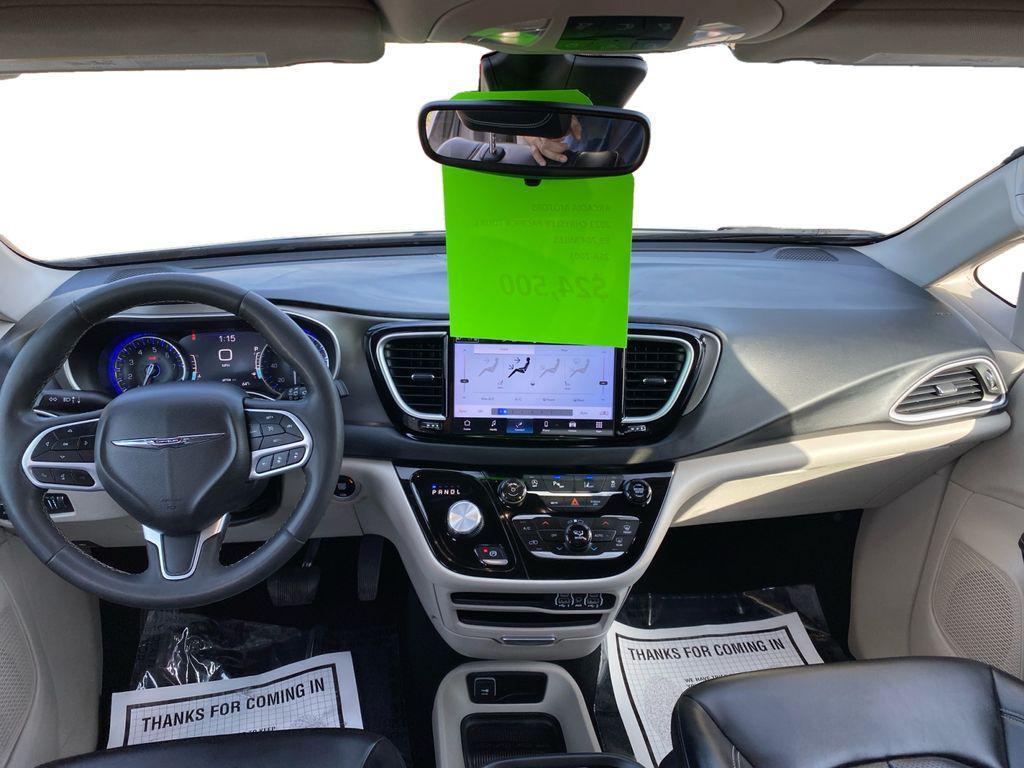 used 2023 Chrysler Pacifica car, priced at $24,500
