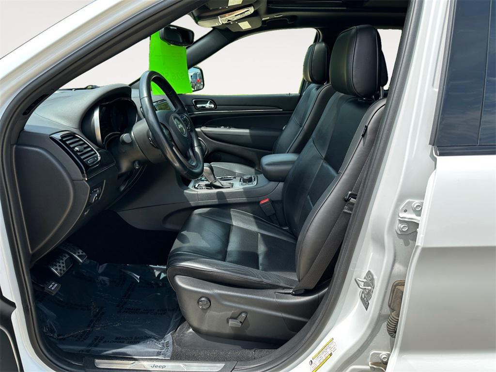 used 2021 Jeep Grand Cherokee car