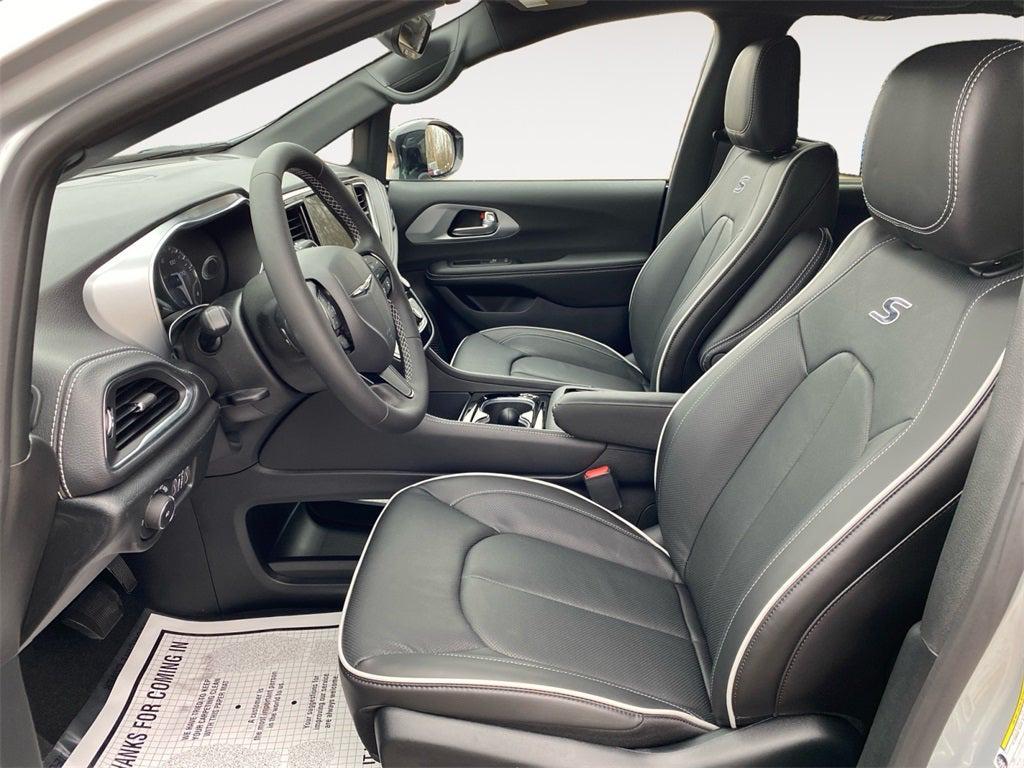 new 2026 Chrysler Pacifica car, priced at $52,500