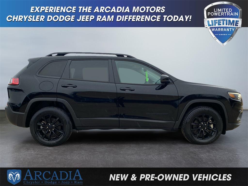 used 2023 Jeep Cherokee car, priced at $23,390
