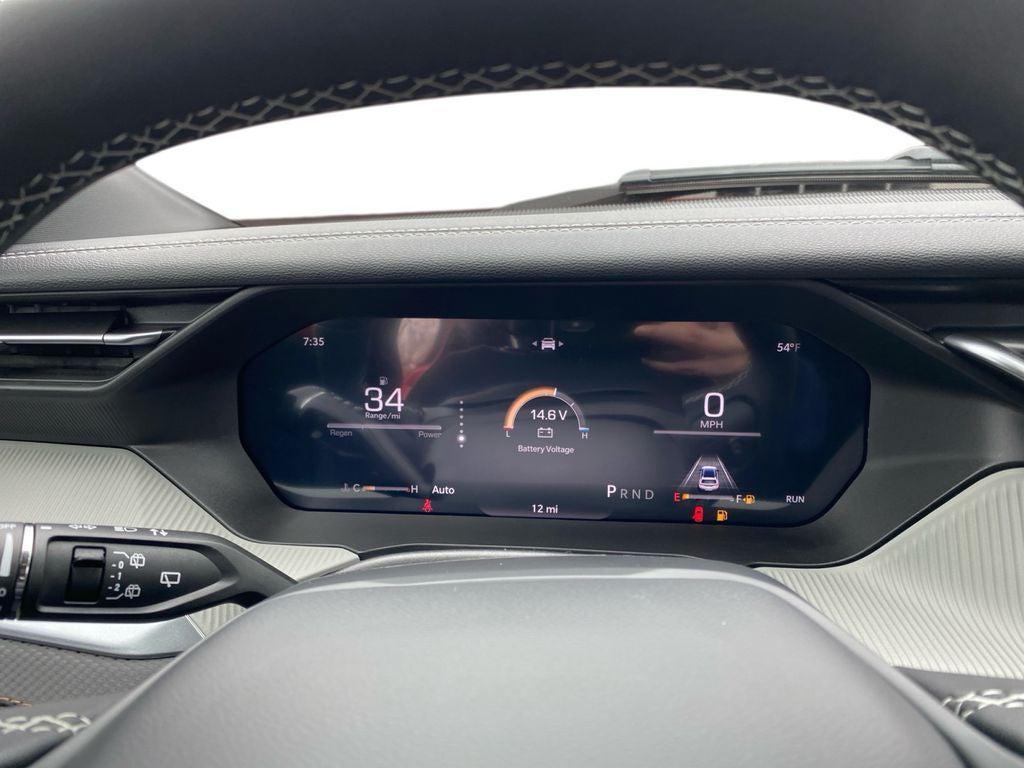 new 2026 Jeep Cherokee car, priced at $42,600