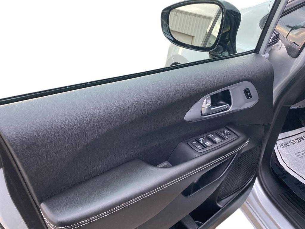 new 2026 Chrysler Pacifica car, priced at $52,404