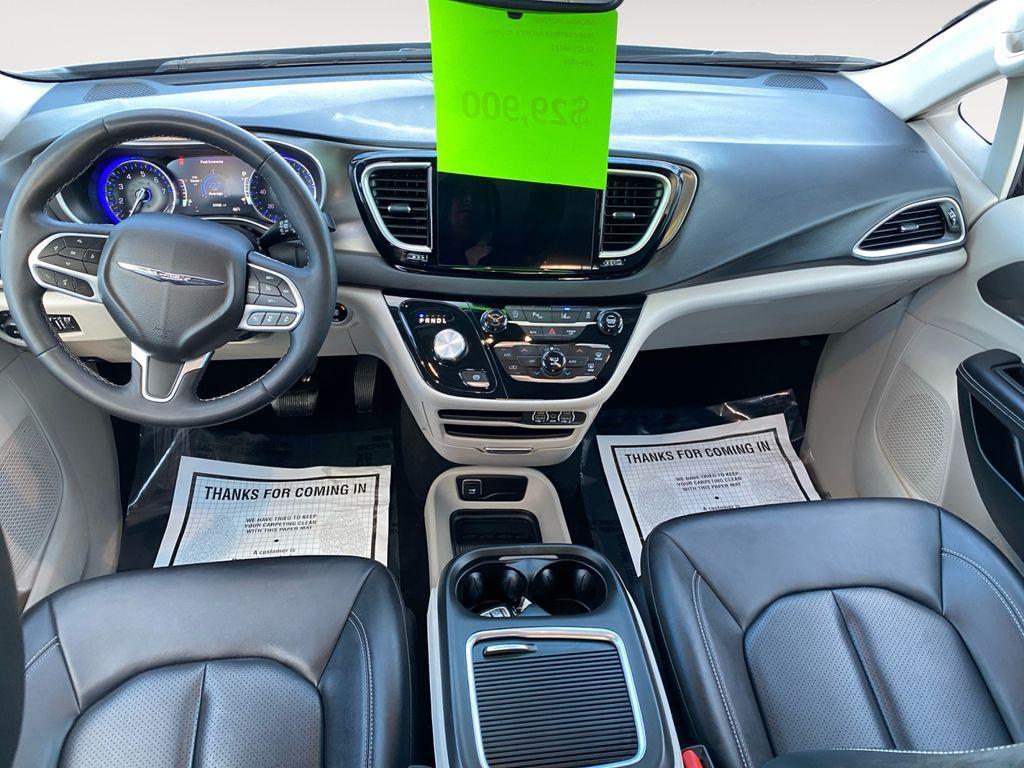 used 2024 Chrysler Pacifica car, priced at $28,403