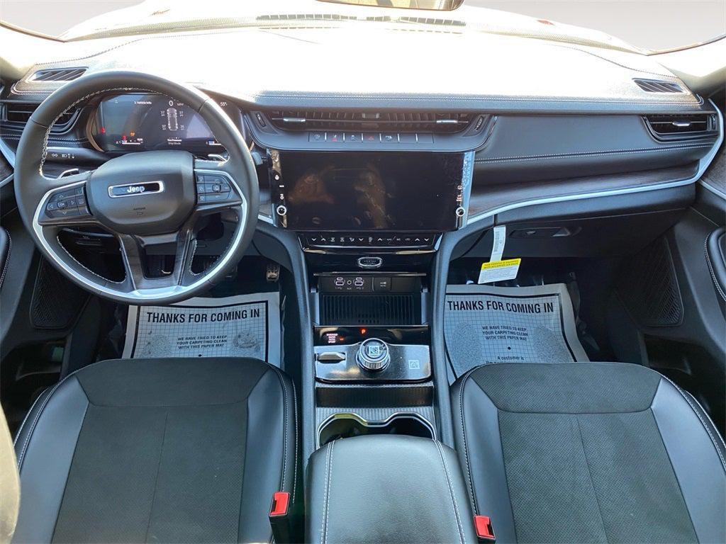 new 2026 Jeep Grand Cherokee car, priced at $48,650