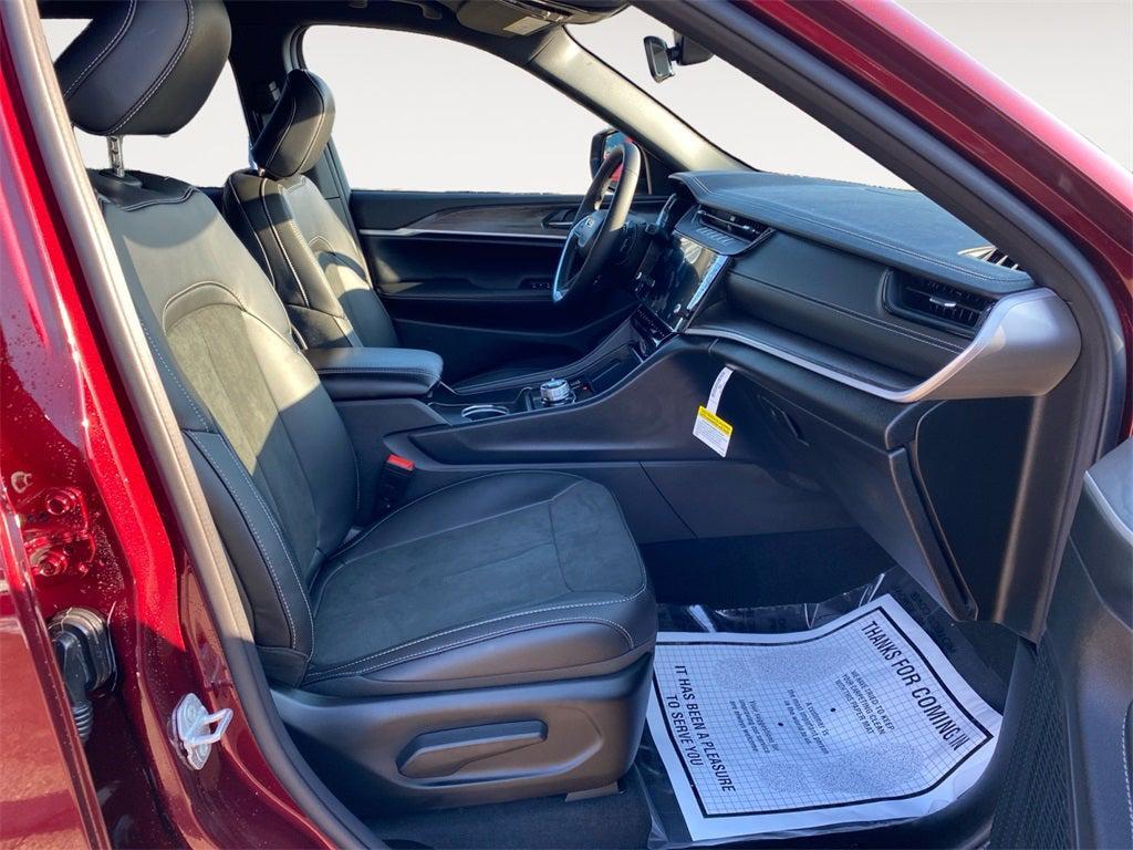 new 2026 Jeep Grand Cherokee car, priced at $48,650