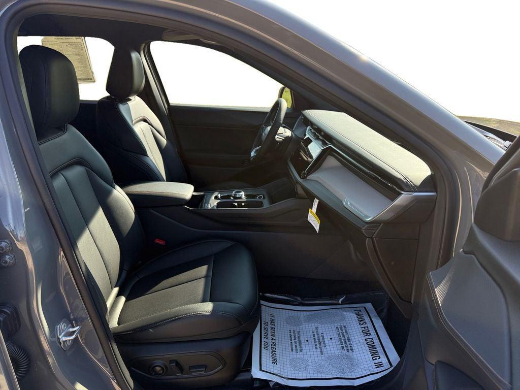 new 2026 Jeep Cherokee car, priced at $40,741