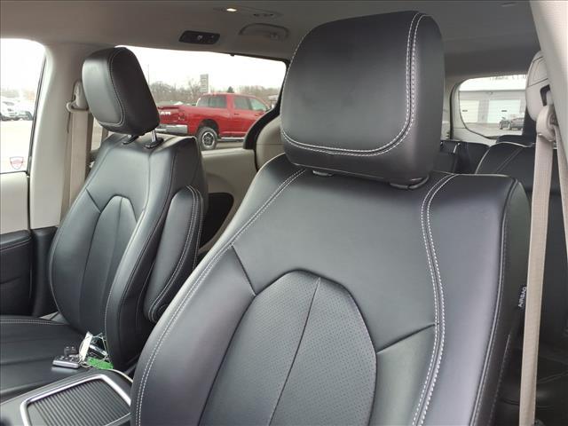 used 2023 Chrysler Pacifica car, priced at $25,995