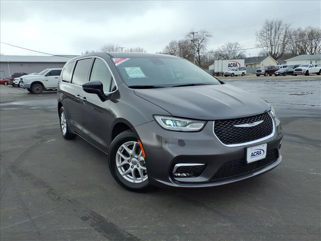 used 2023 Chrysler Pacifica car, priced at $25,995