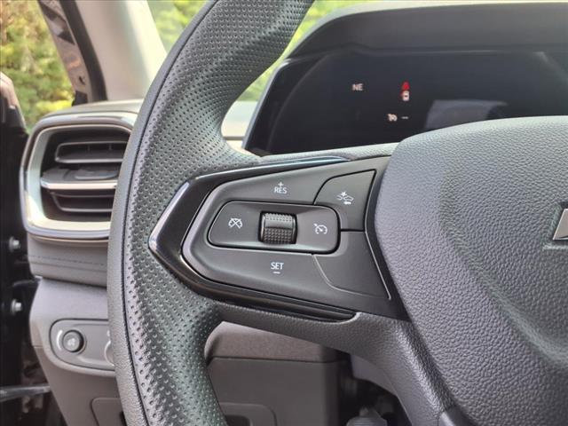 used 2025 Chevrolet TrailBlazer car, priced at $25,977